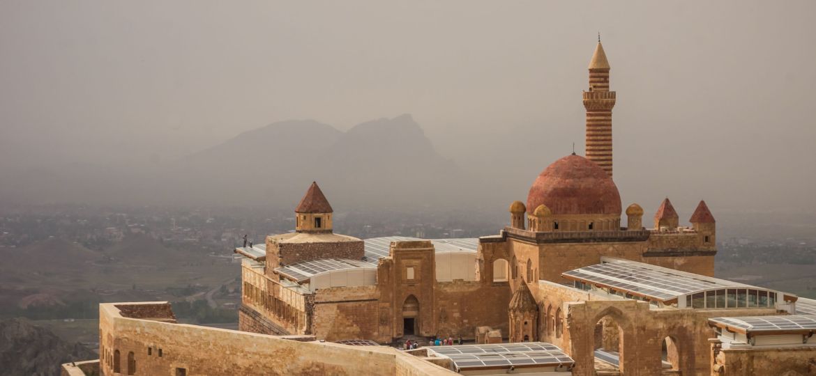 Ishakpasha palace