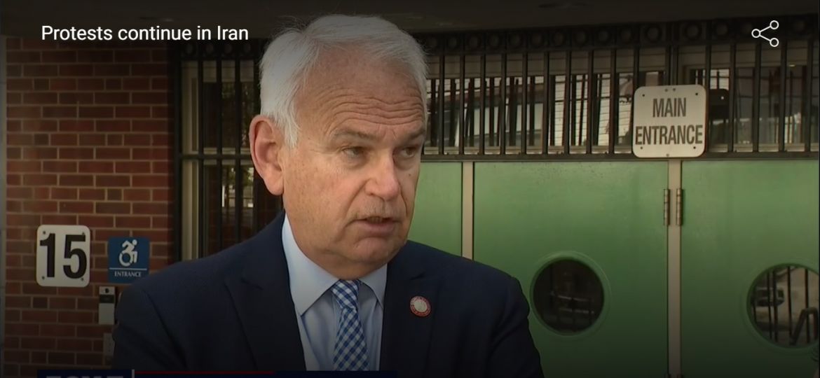 Iranians in U.S. support protests in Iran (Demo)